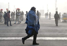 दिल्ली एनसीआर में ठिठुरन, कोहरे के साथ खराब वायु गुणवत्ता से जनजीवन प्रभावित